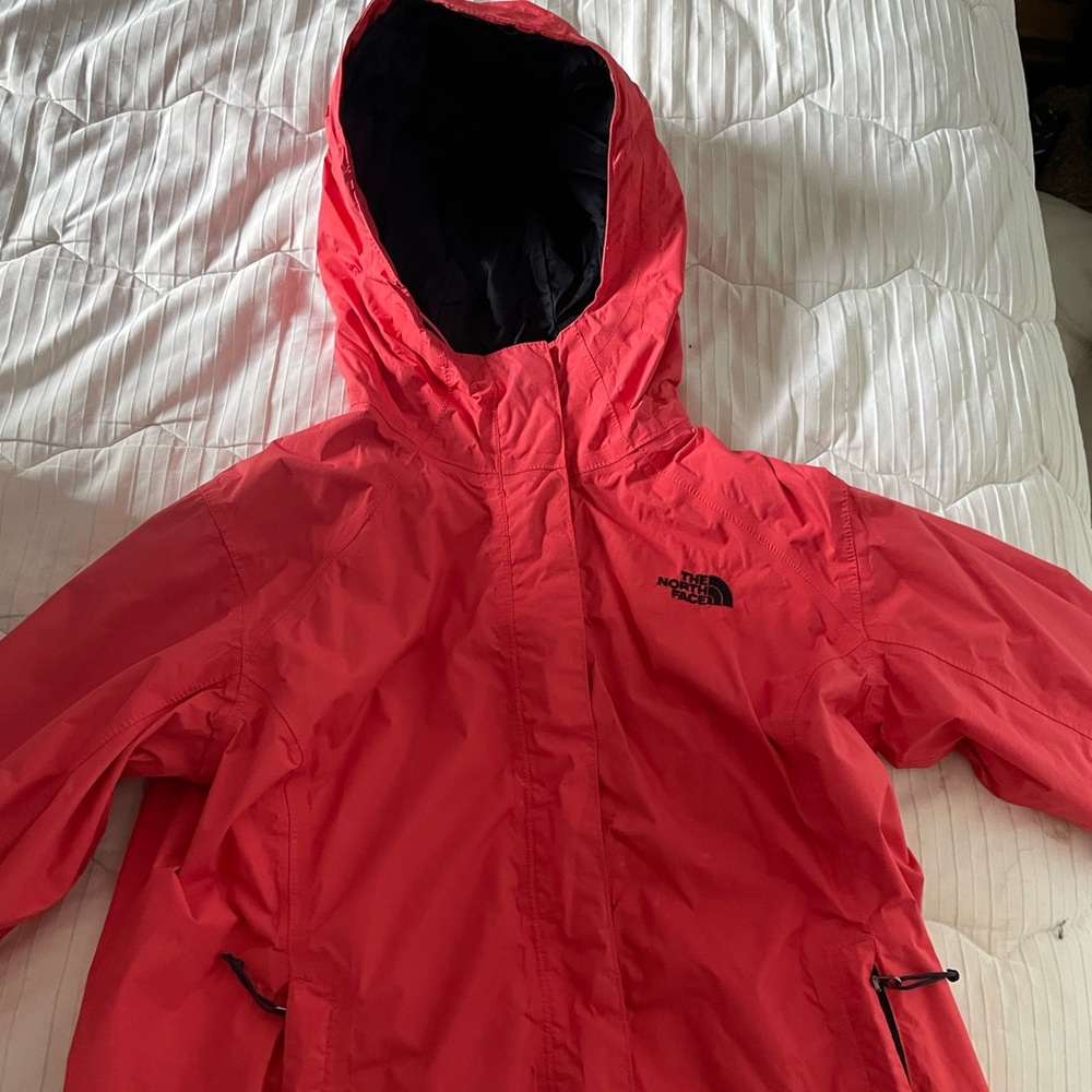 North face wind breaker